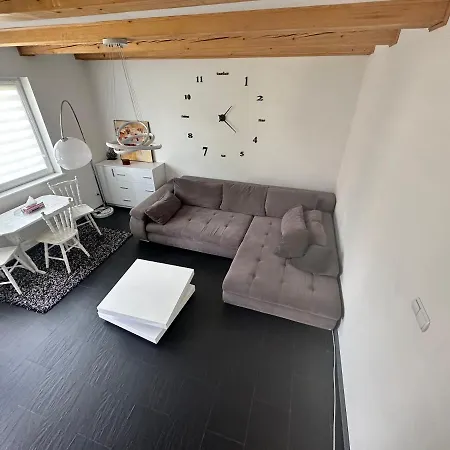 Domek Bialy Na Mazurach Nad Jeziorem Czarne W Pluszkiejmach Hotel 3*