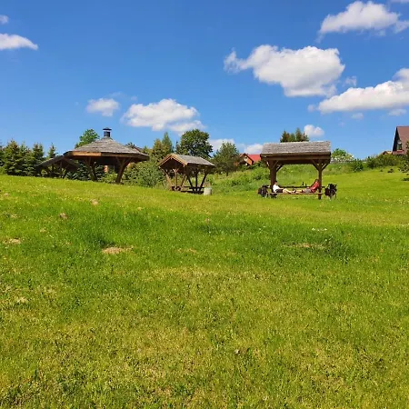 Domek Bialy Na Mazurach Nad Jeziorem Czarne W Pluszkiejmach Hotel Pluszkiejmy